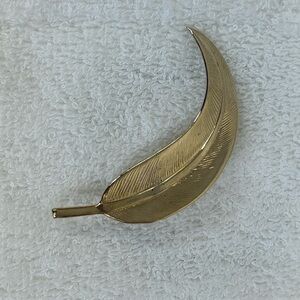 Vintage Gold Feather Brooch Pin Retro Glam Nature Bird Lover Gift Bohochic
